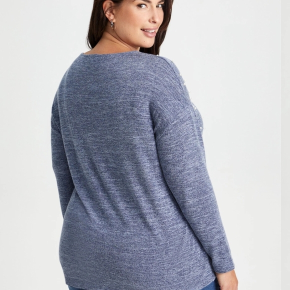 NWT 2X Laura long sleeve lightweight scoop neck summer blue pearl beaded top - Picture 3 of 12